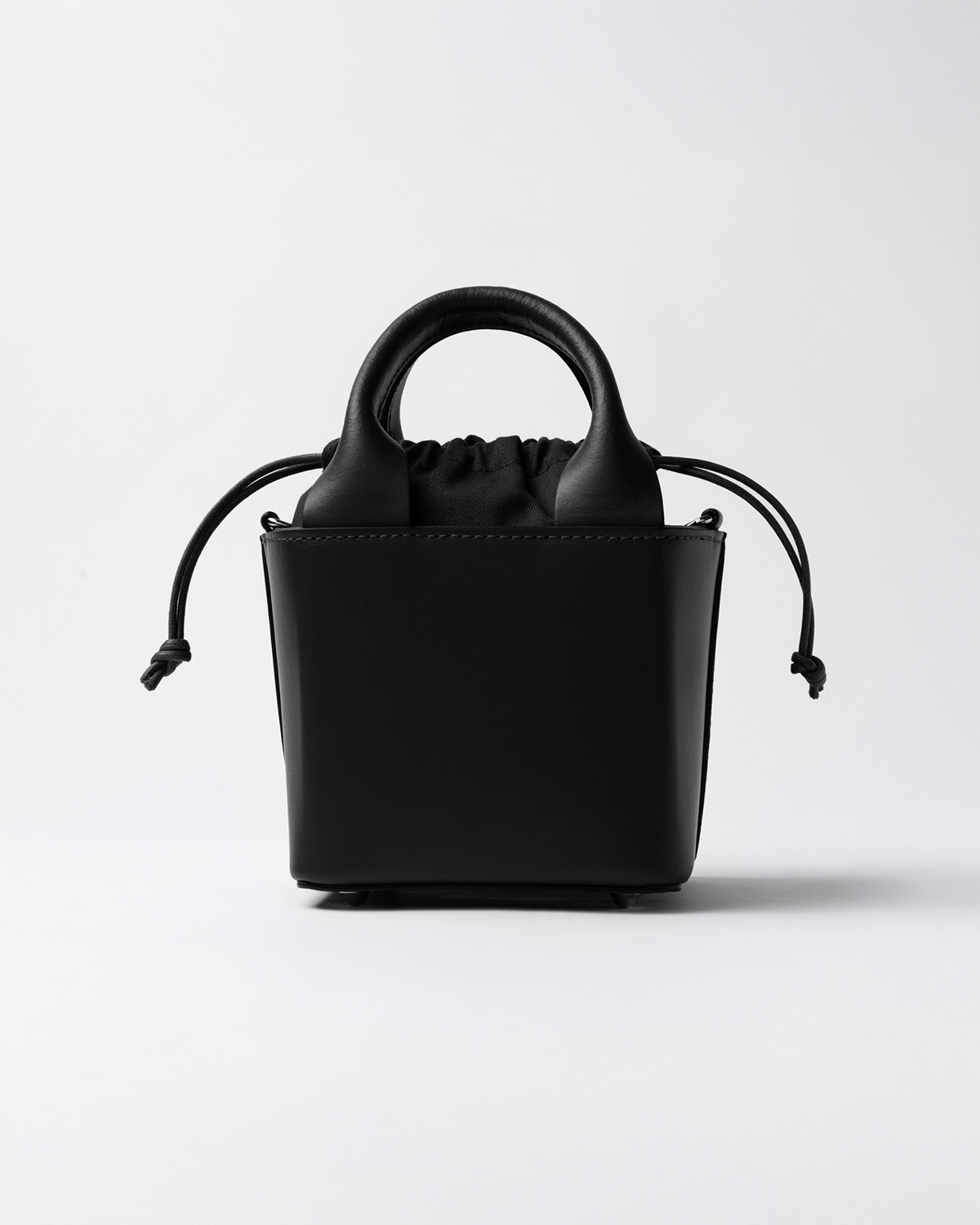D.A.T.E.: CUBO BAG LEATHER BLACK