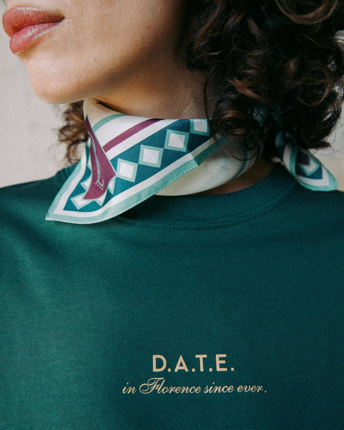 D.A.T.E.: FOULARD CEMENTINA
