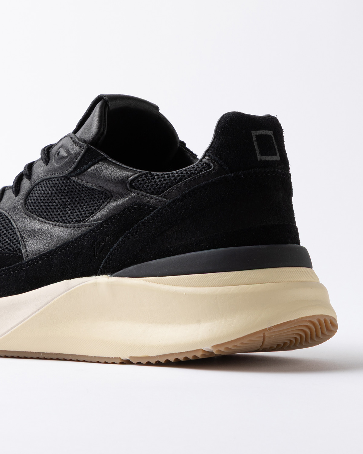 D.A.T.E.: FUGA 20 COLORED BLACK