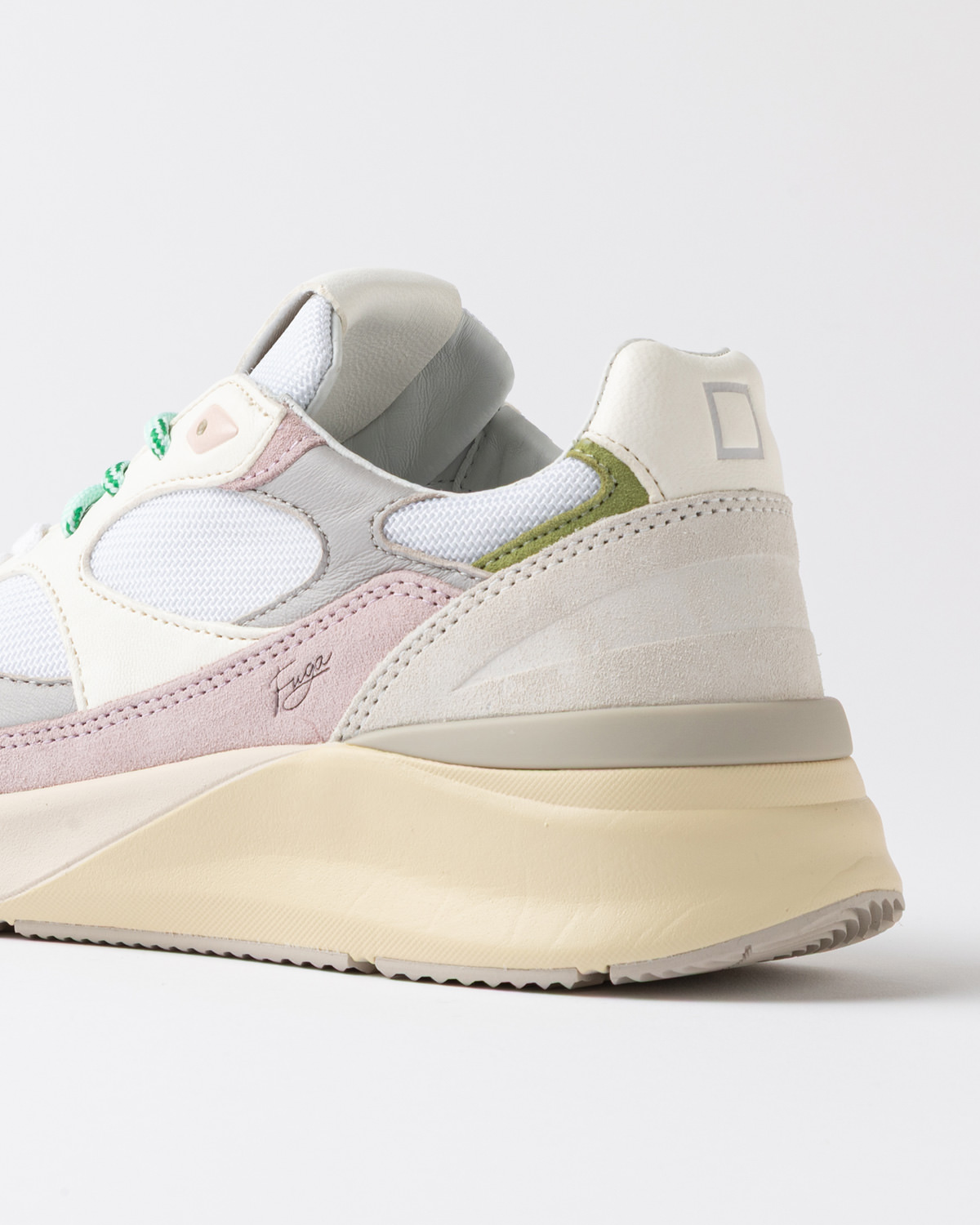 D.A.T.E.: FUGA 20' DRAGON WHITE-PINK