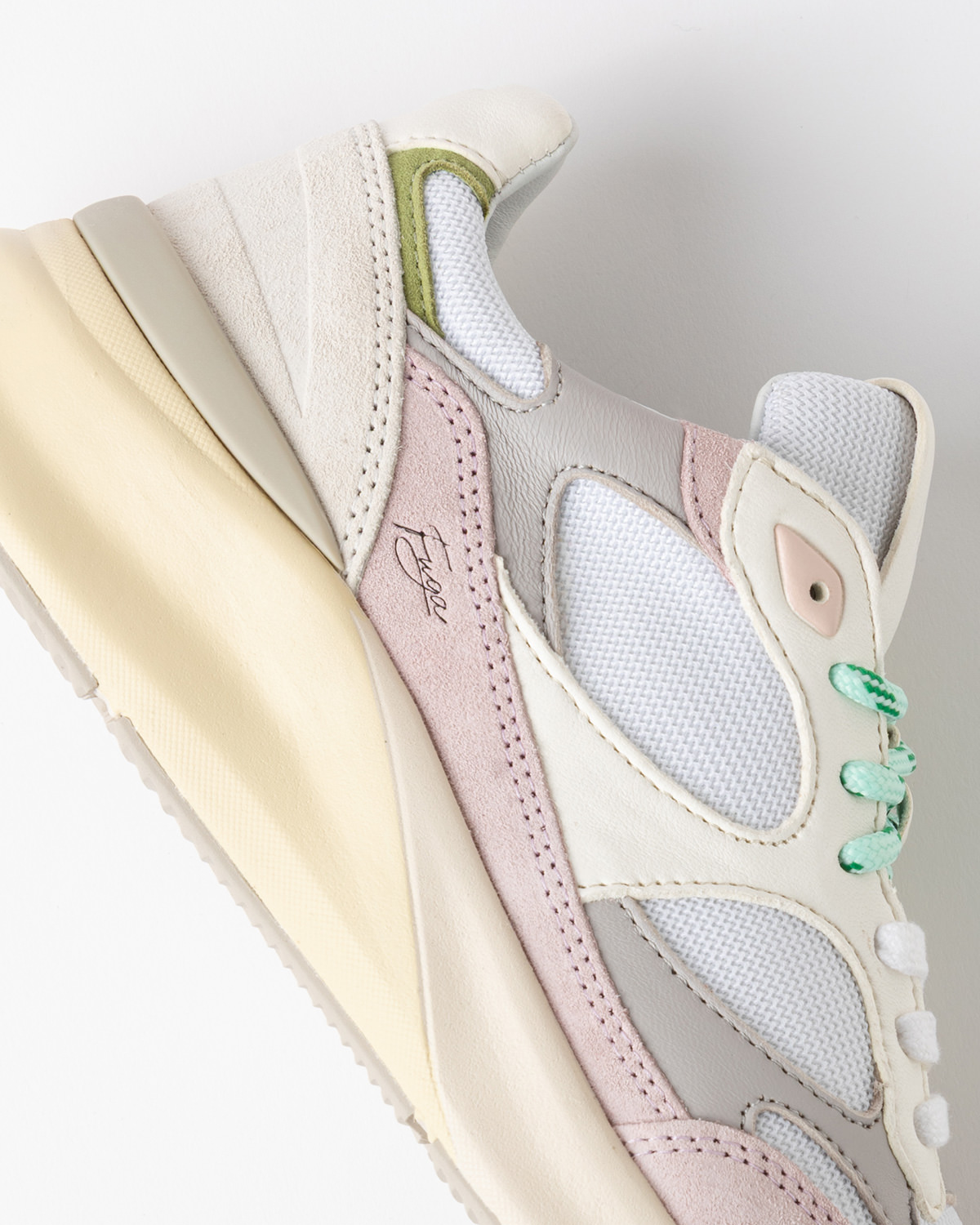 D.A.T.E.: FUGA 20' DRAGON WHITE-PINK