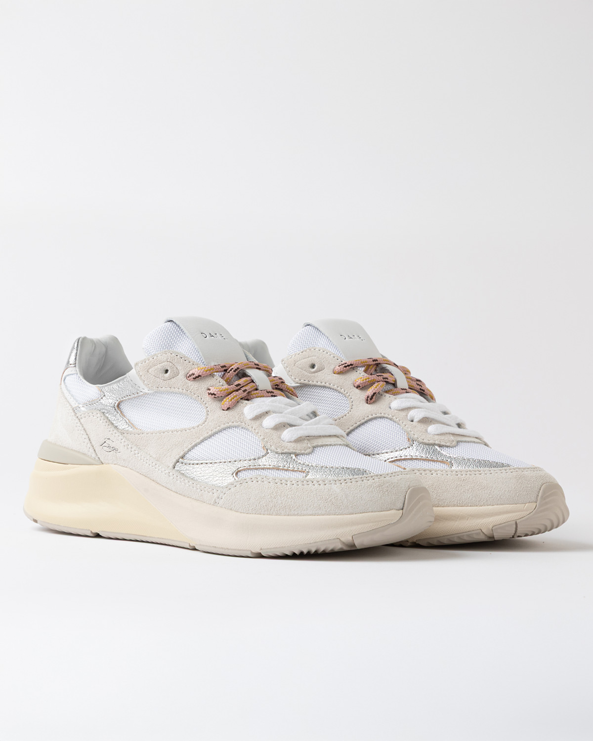 D.A.T.E.: FUGA 20' DRAGON WHITE-SILVER