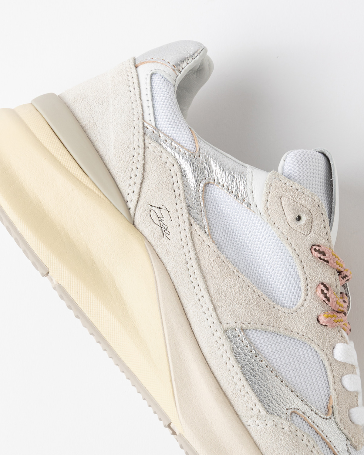 D.A.T.E.: FUGA 20' DRAGON WHITE-SILVER