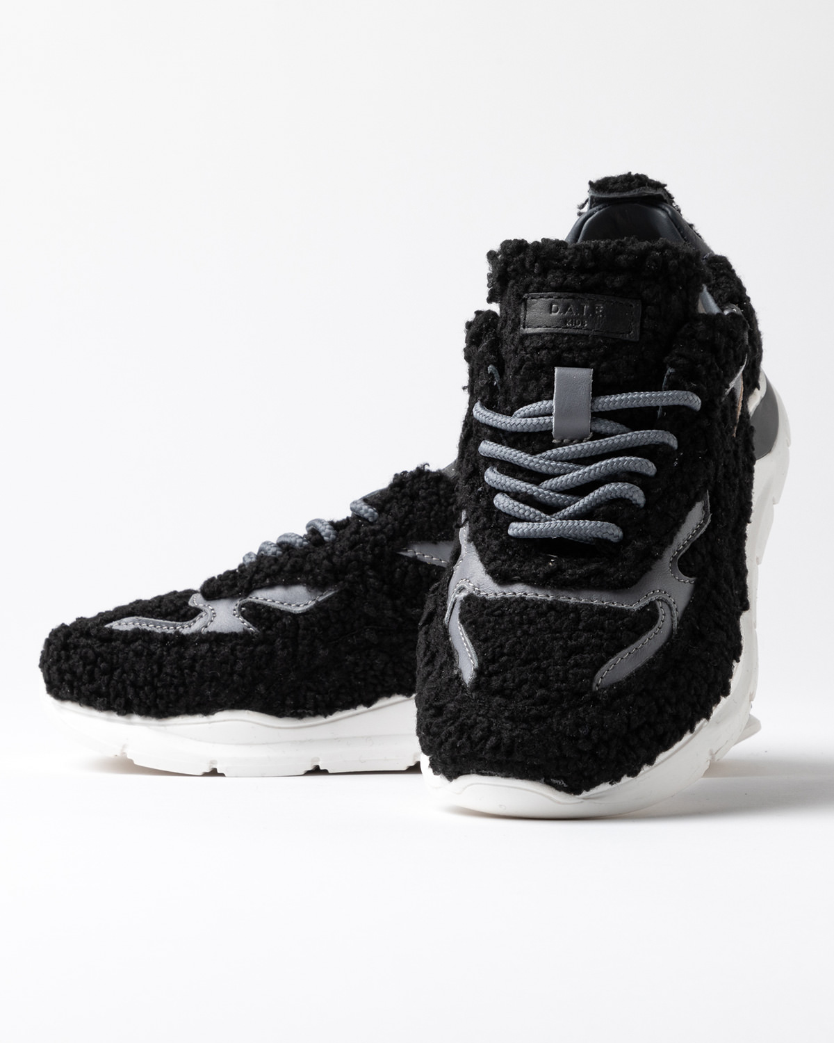 D.A.T.E.: FUGA 3 TEDDY BLACK