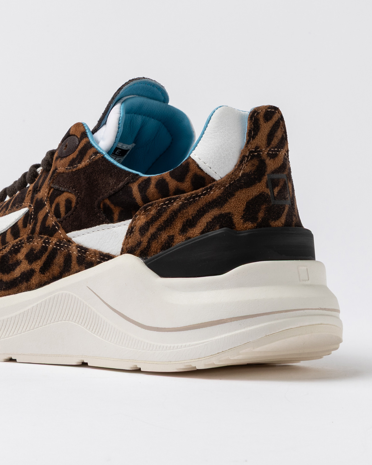 D.A.T.E.: FUGA ANIMALIER LEOPARD