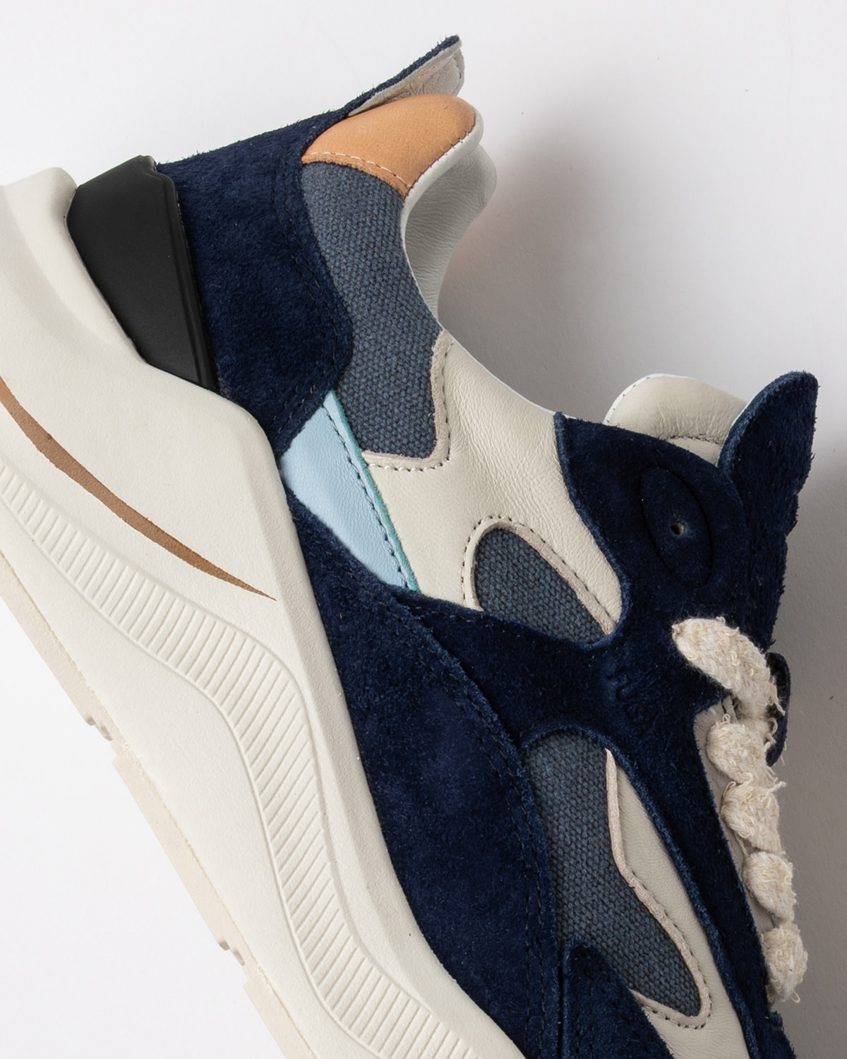 D.A.T.E.: FUGA CLASSIC BLUE