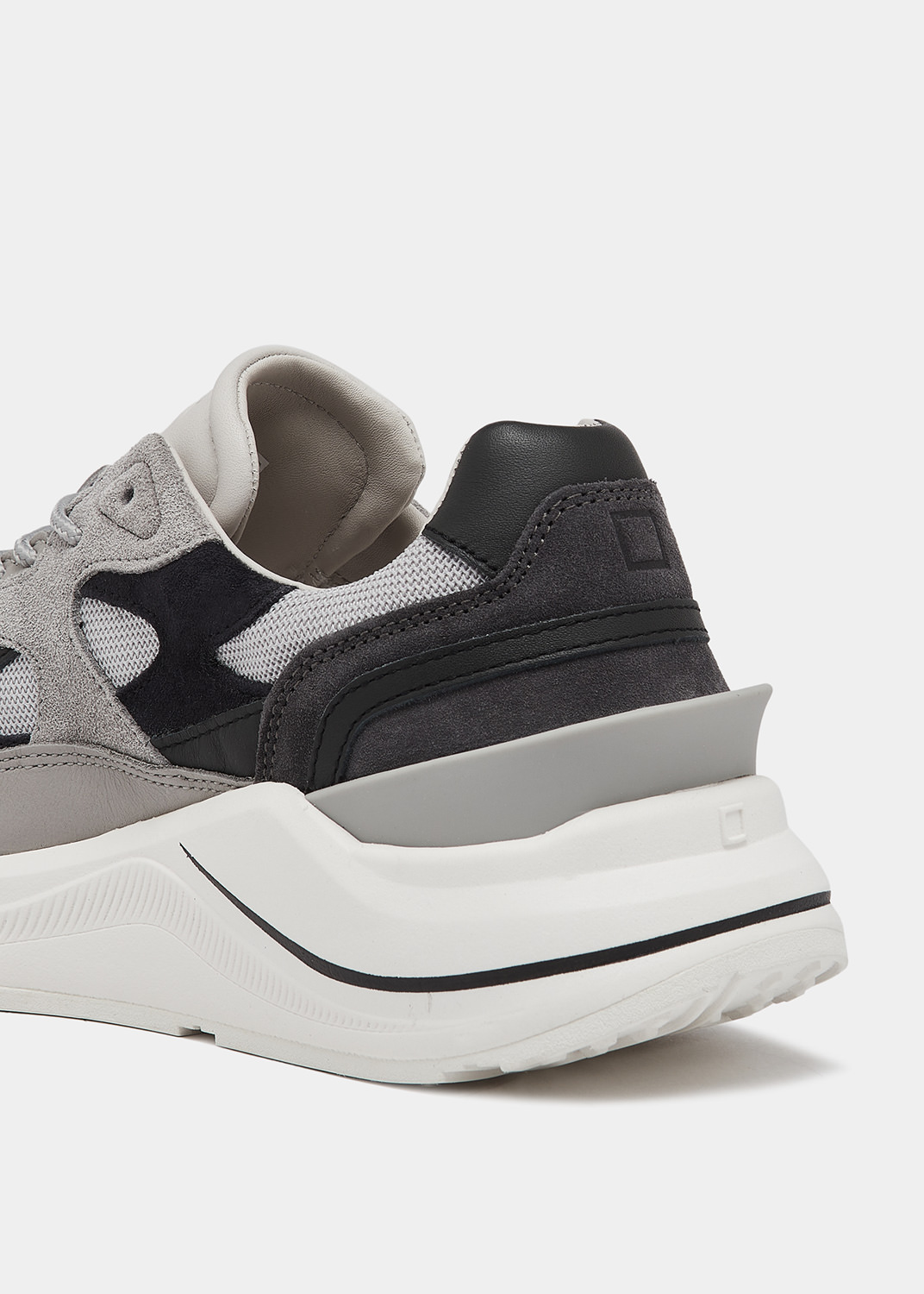 D.A.T.E.: FUGA CLASSIC LIGHT GRAY