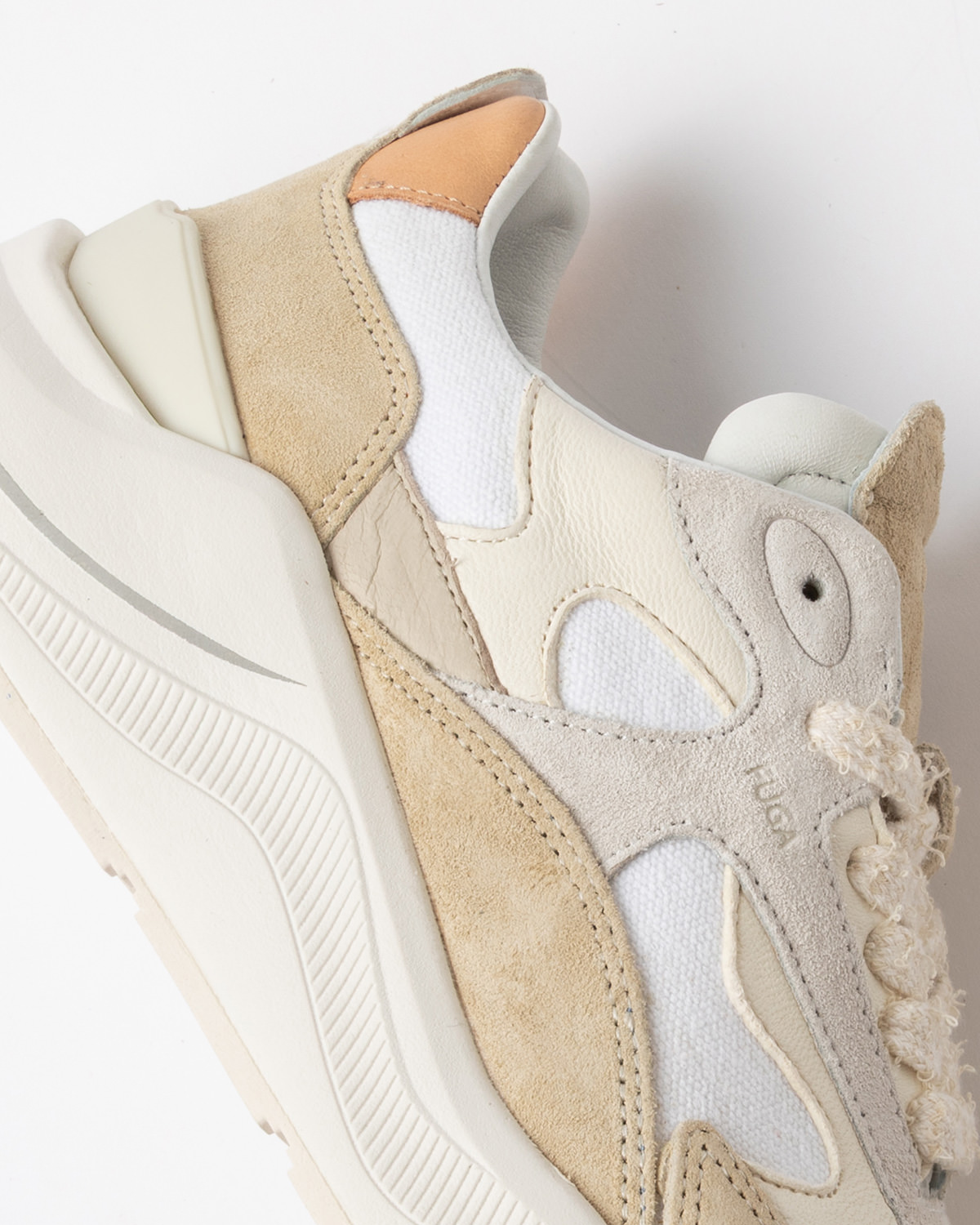 D.A.T.E.: FUGA CLASSIC WHITE