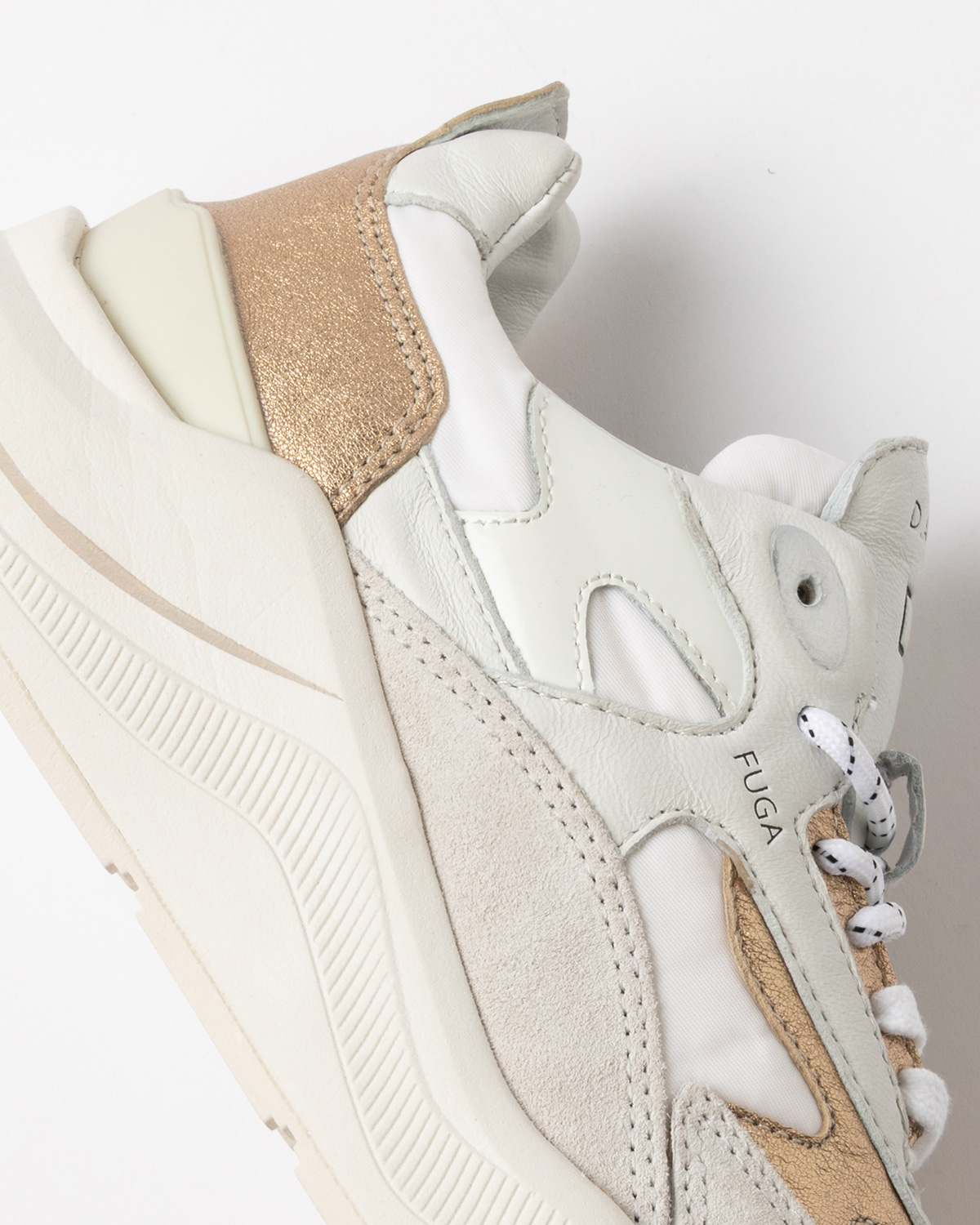 D.A.T.E.: FUGA COLORED WHITE-PLATINUM