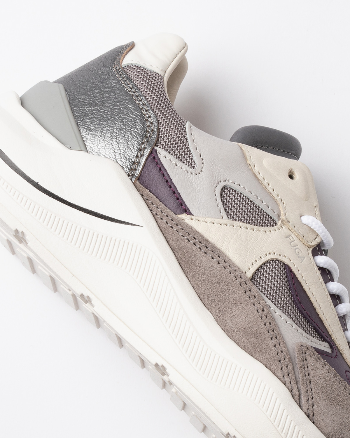 D.A.T.E.: FUGA DRAGON GREY