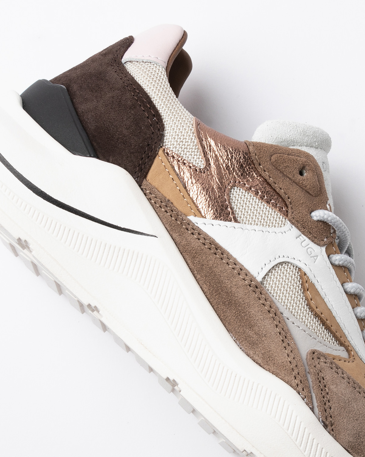 D.A.T.E.: FUGA DRAGON SAND