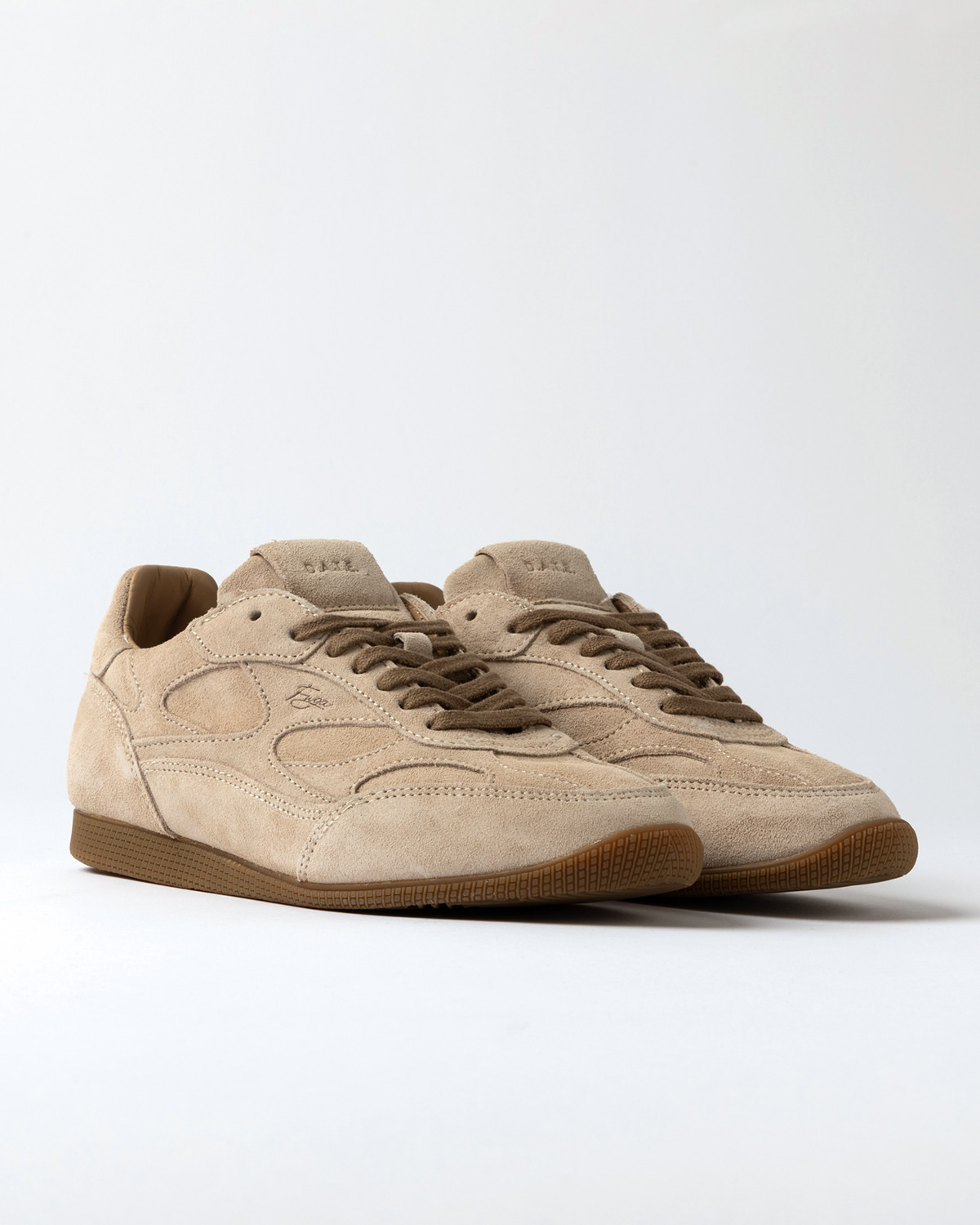 D.A.T.E.: FUGA LOW VELOUR BEIGE