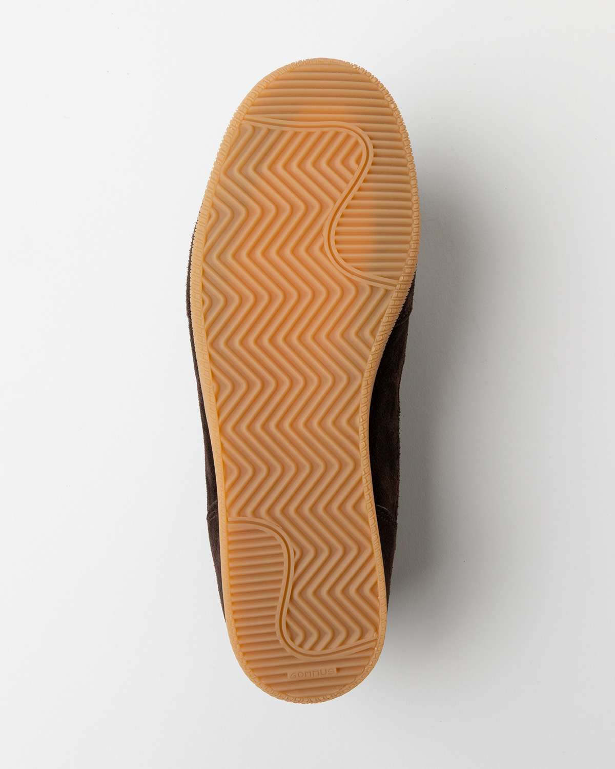 D.A.T.E.: FUGA LOW VELOUR CHOCOLATE