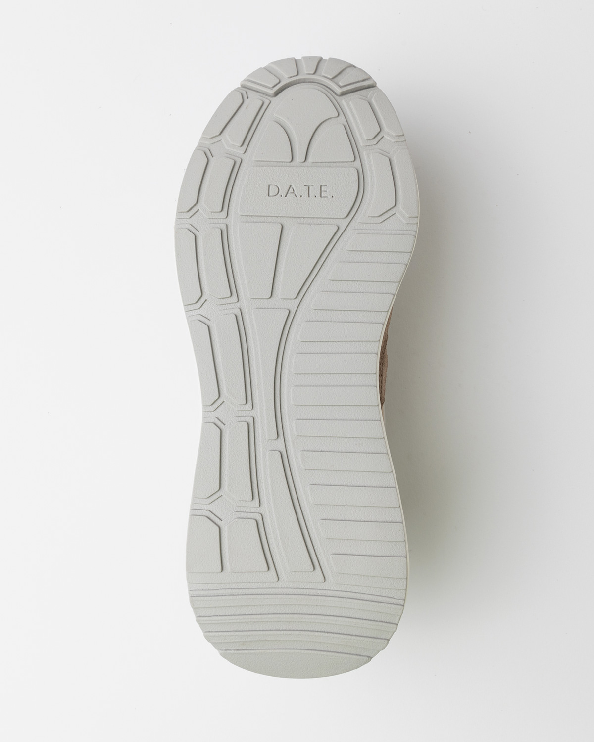 D.A.T.E.: FUGA MESH SAND