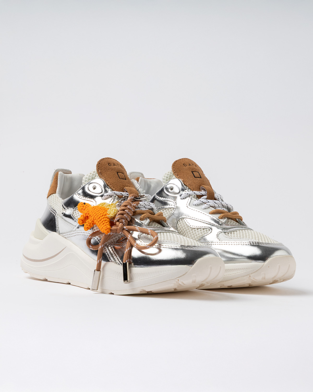 D.A.T.E.: FUGA MIRROR IVORY-SILVER