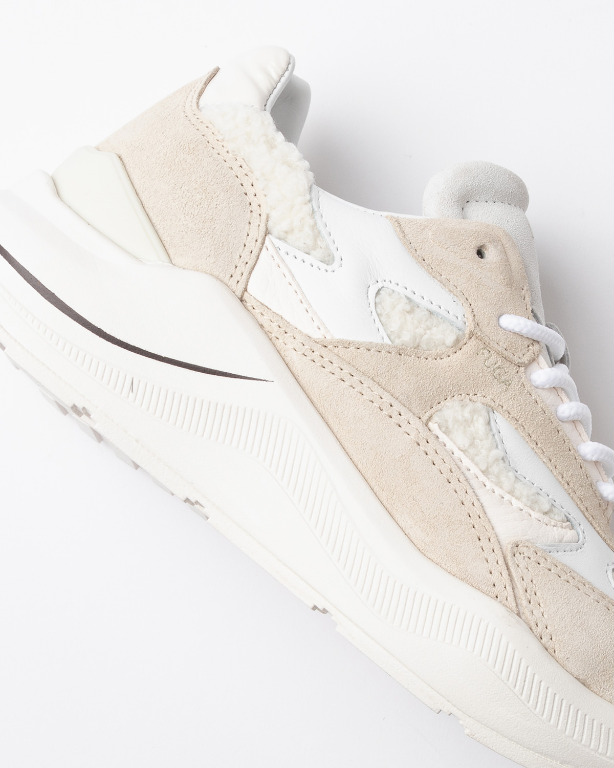 D.A.T.E.: FUGA NATURAL WHITE-BEIGE