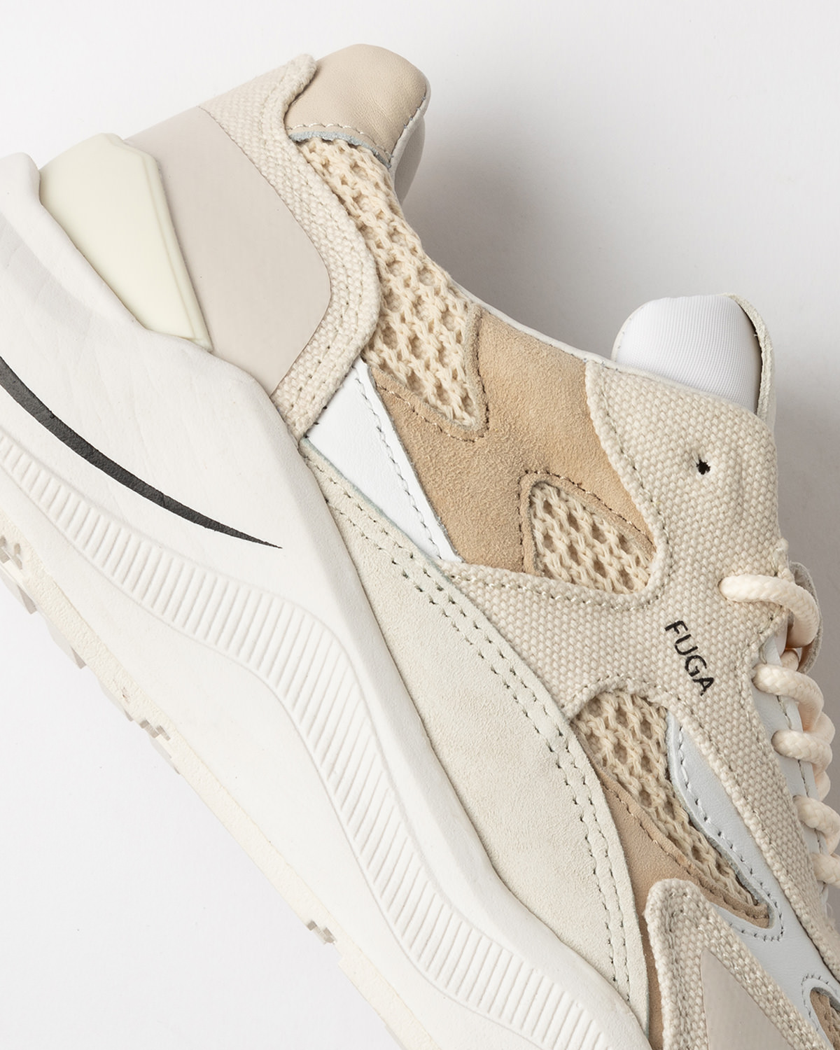 D.A.T.E.: FUGA NET BEIGE