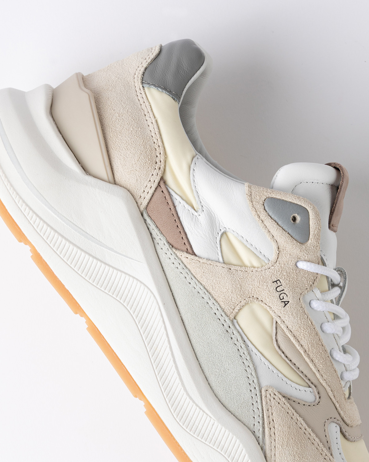 D.A.T.E.: FUGA NYLON CREAM