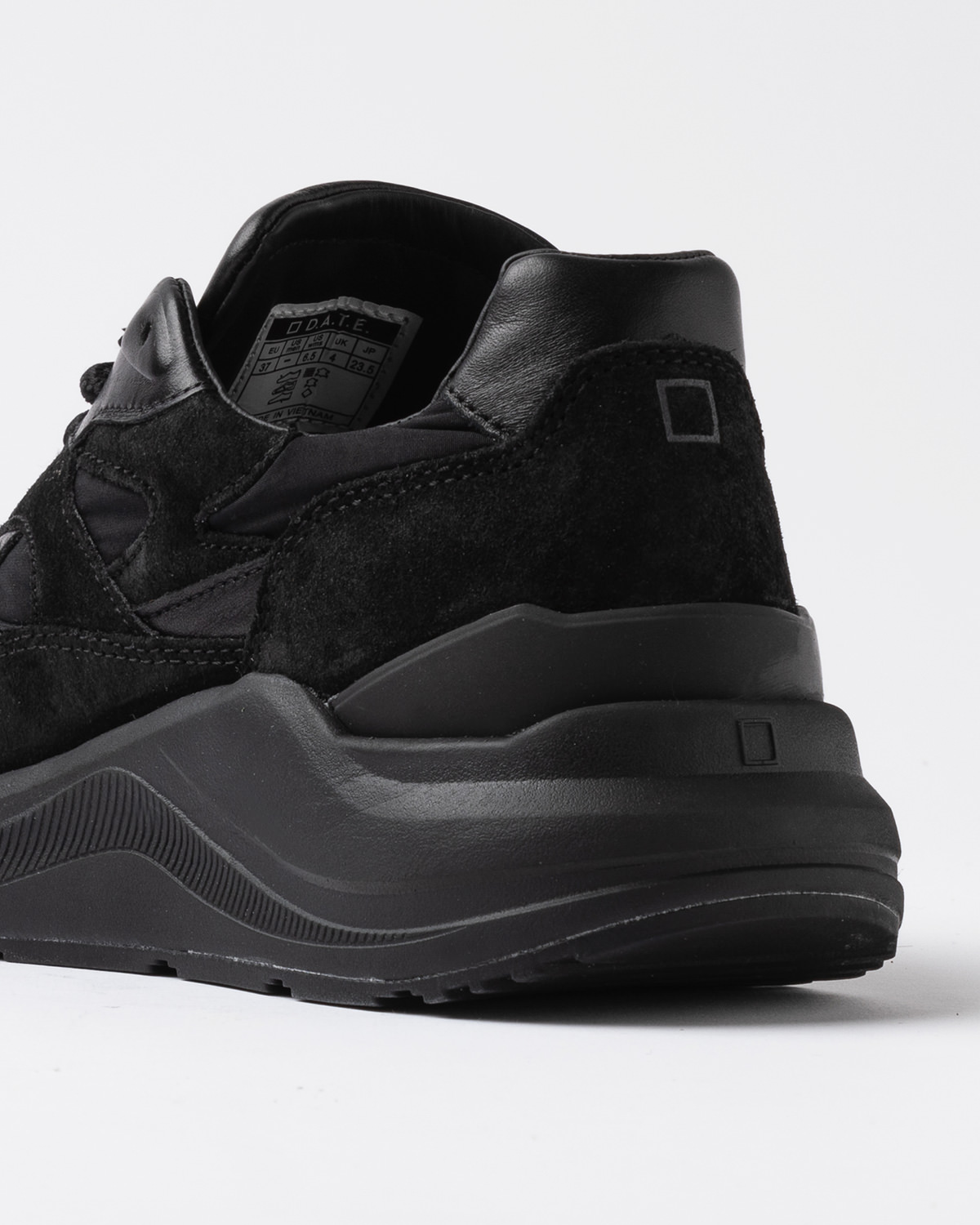 D.A.T.E.: FUGA SHINY BLACK