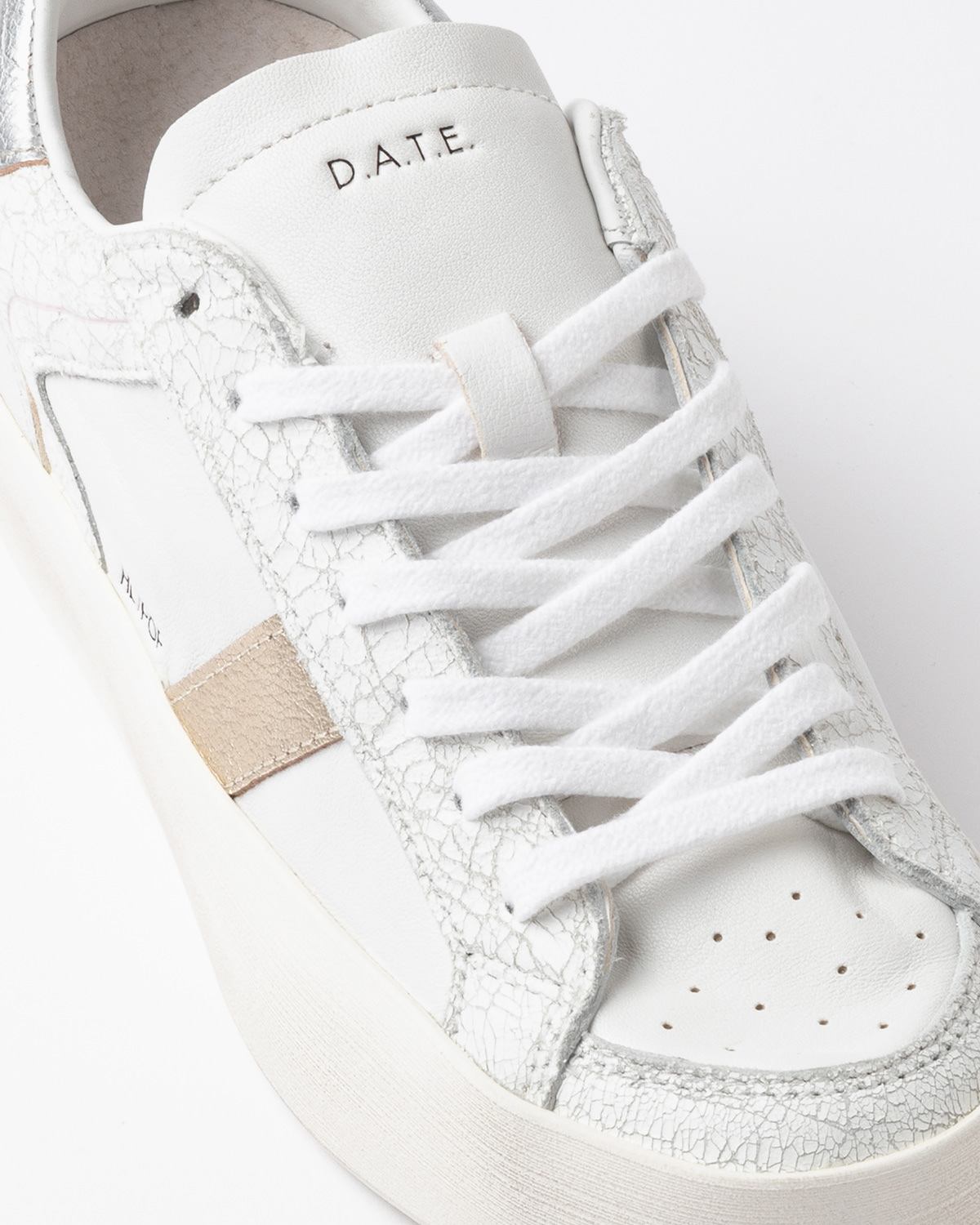 D.A.T.E.: HILL HALF POP WHITE-LAMINATED