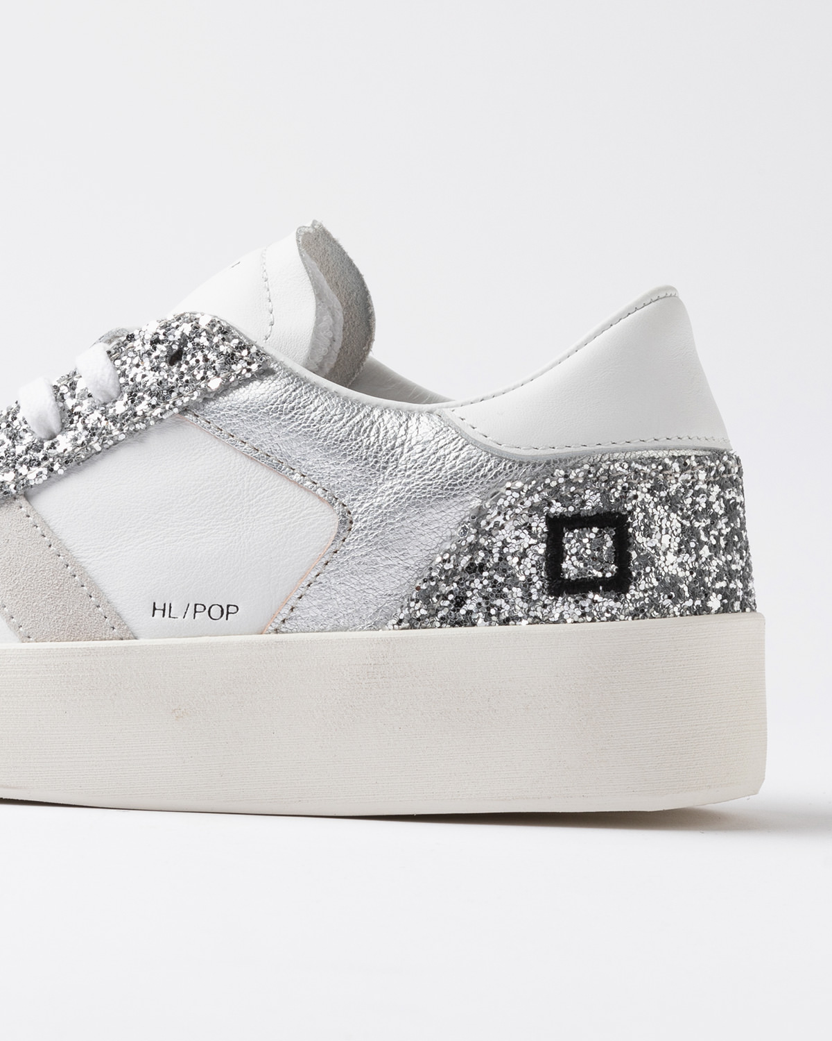 D.A.T.E.: HILL HALF POP WHITE-SILVER