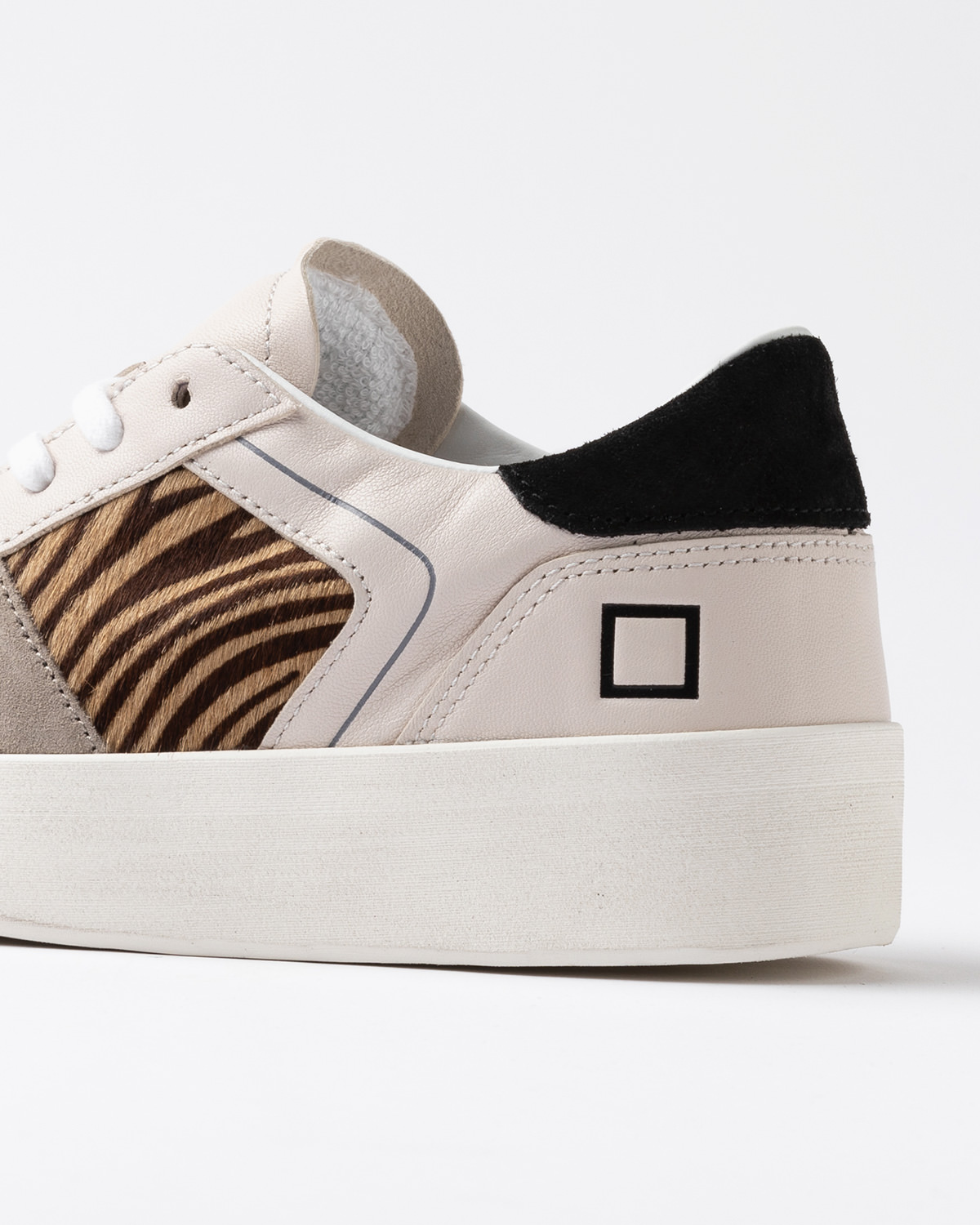 D.A.T.E.: HILL HALF POP ZEBRA