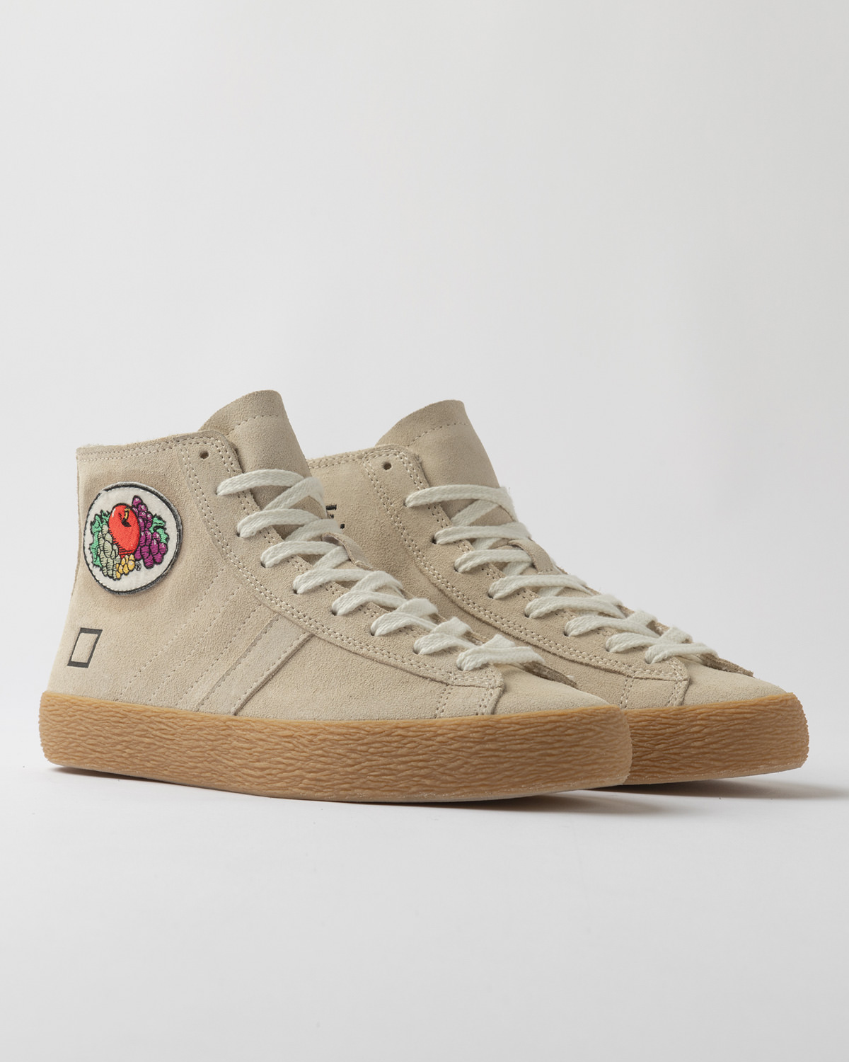 D.A.T.E.: HILL HIGH FRUIT BEIGE