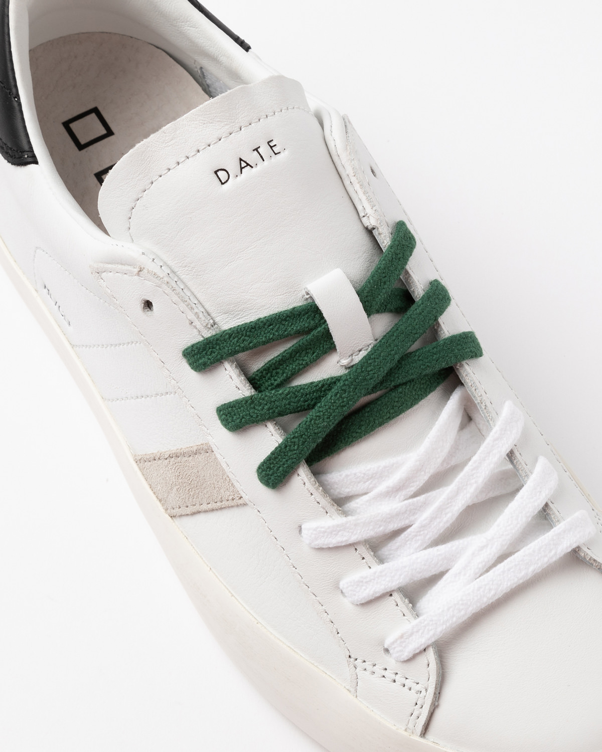 D.A.T.E.: HILL LOW CALF WHITE-BLACK