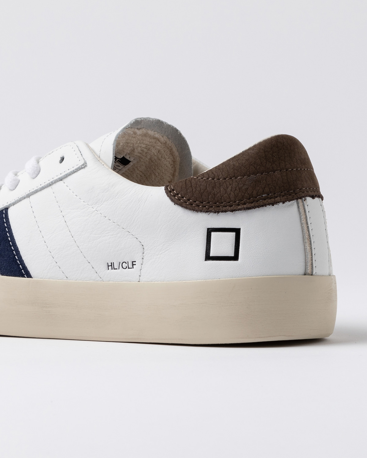 D.A.T.E.: HILL LOW CALF WHITE-BROWN