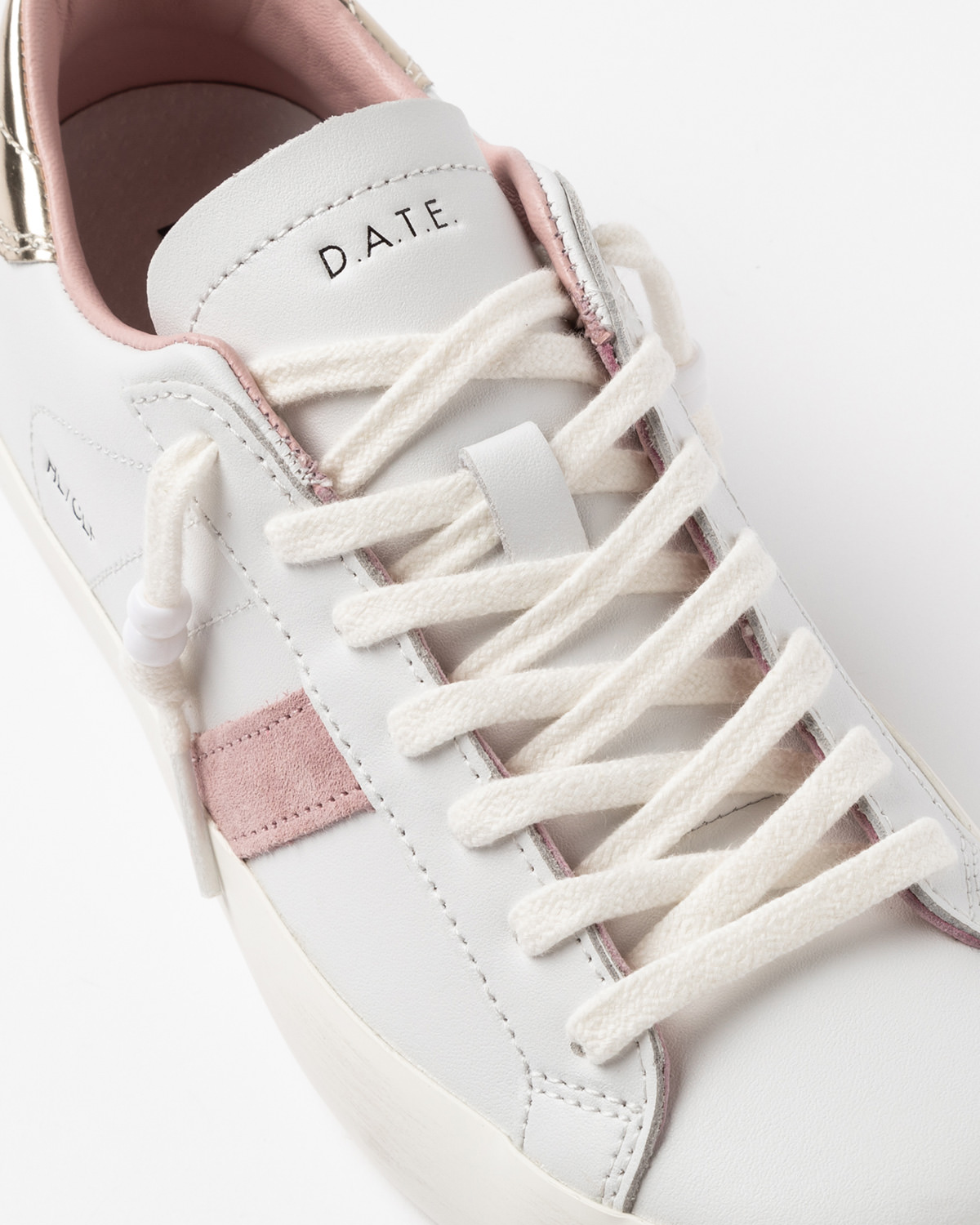 D.A.T.E.: HILL LOW CALF WHITE-PLATINUM