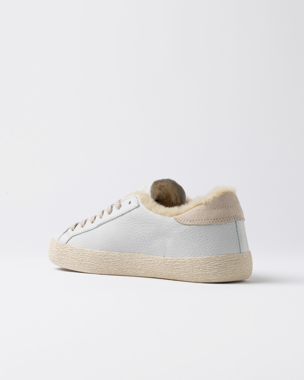 D.A.T.E.: HILL LOW FUR NATURAL WHITE