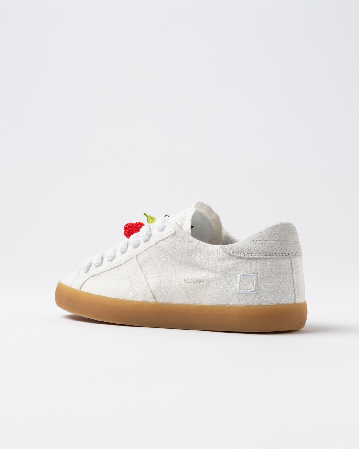 D.A.T.E.: HILL LOW LINEN WHITE