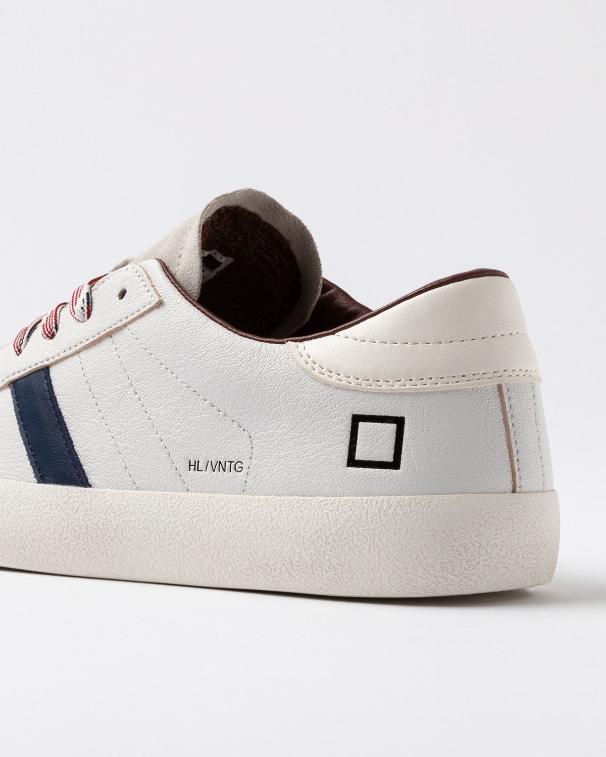 D.A.T.E.: HILL LOW NATURAL WHITE-BROWN