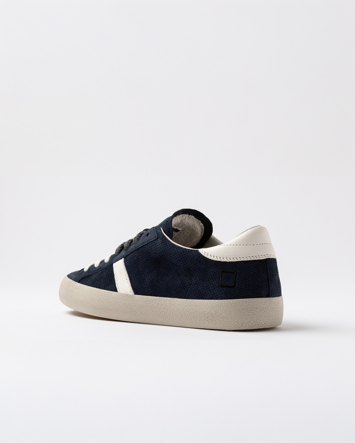 D.A.T.E.: HILL LOW PERFORATED COLORED BLUE