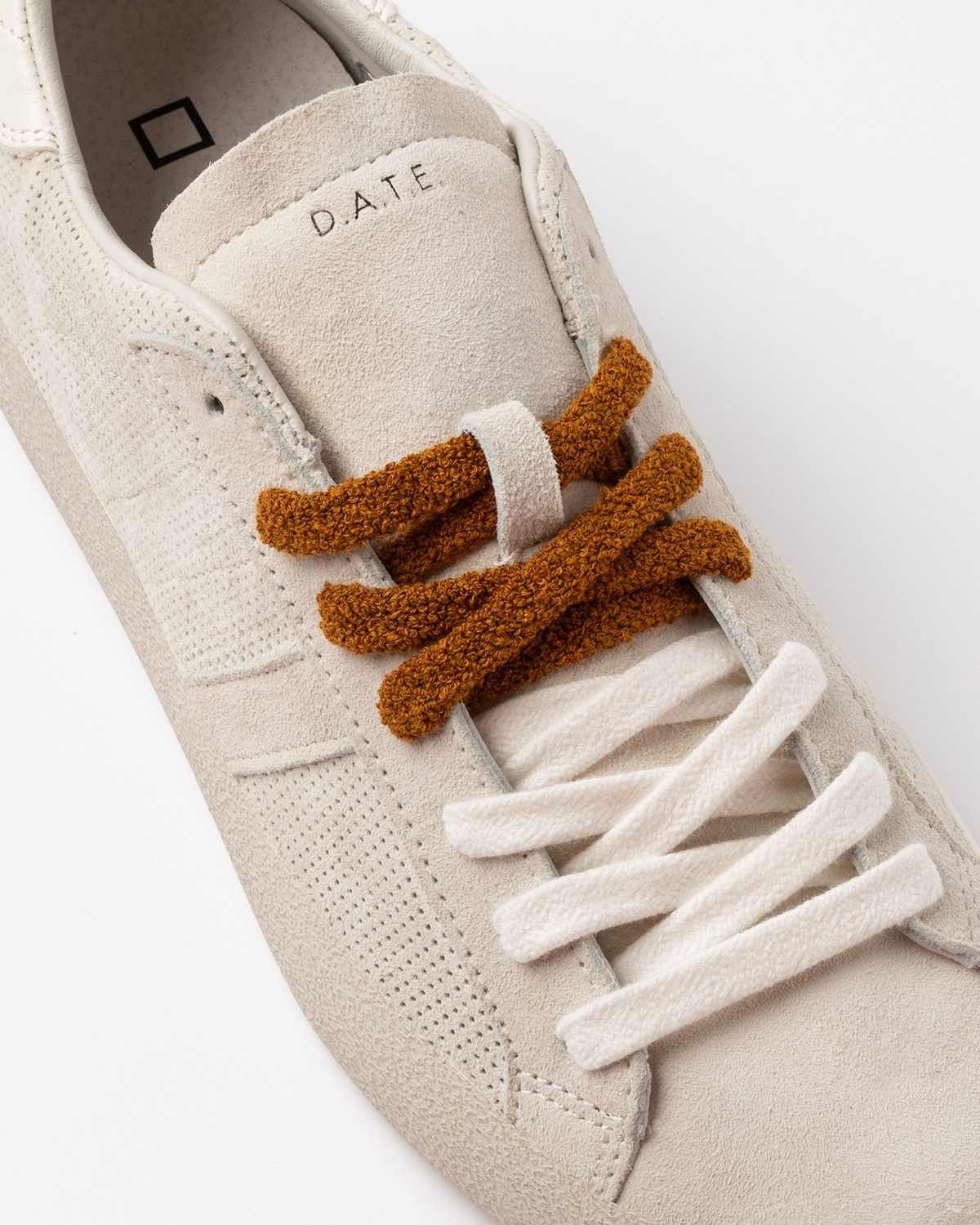 D.A.T.E.: HILL LOW PERFORATED COLORED IVORY