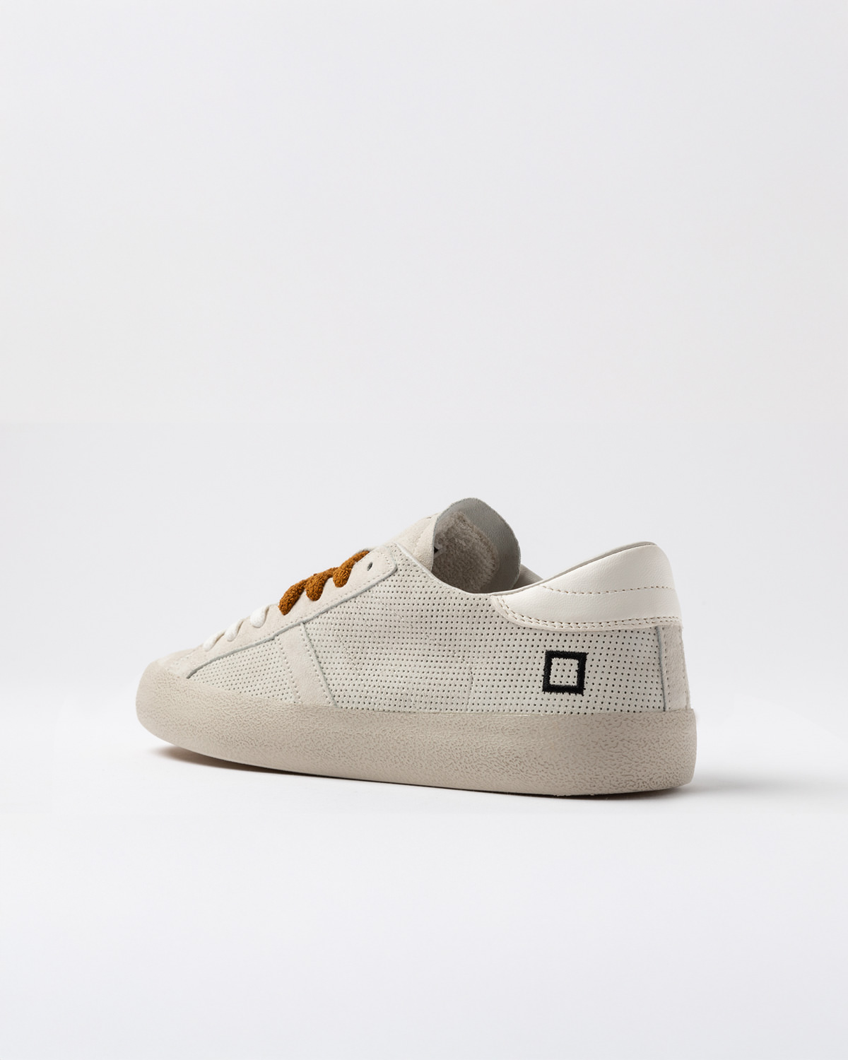 D.A.T.E.: HILL LOW PERFORATED COLORED IVORY