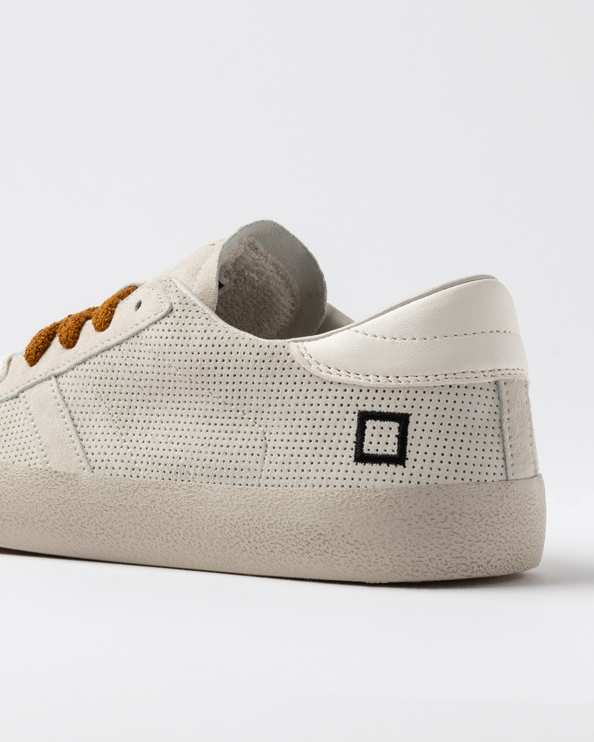 D.A.T.E.: HILL LOW PERFORATED COLORED IVORY