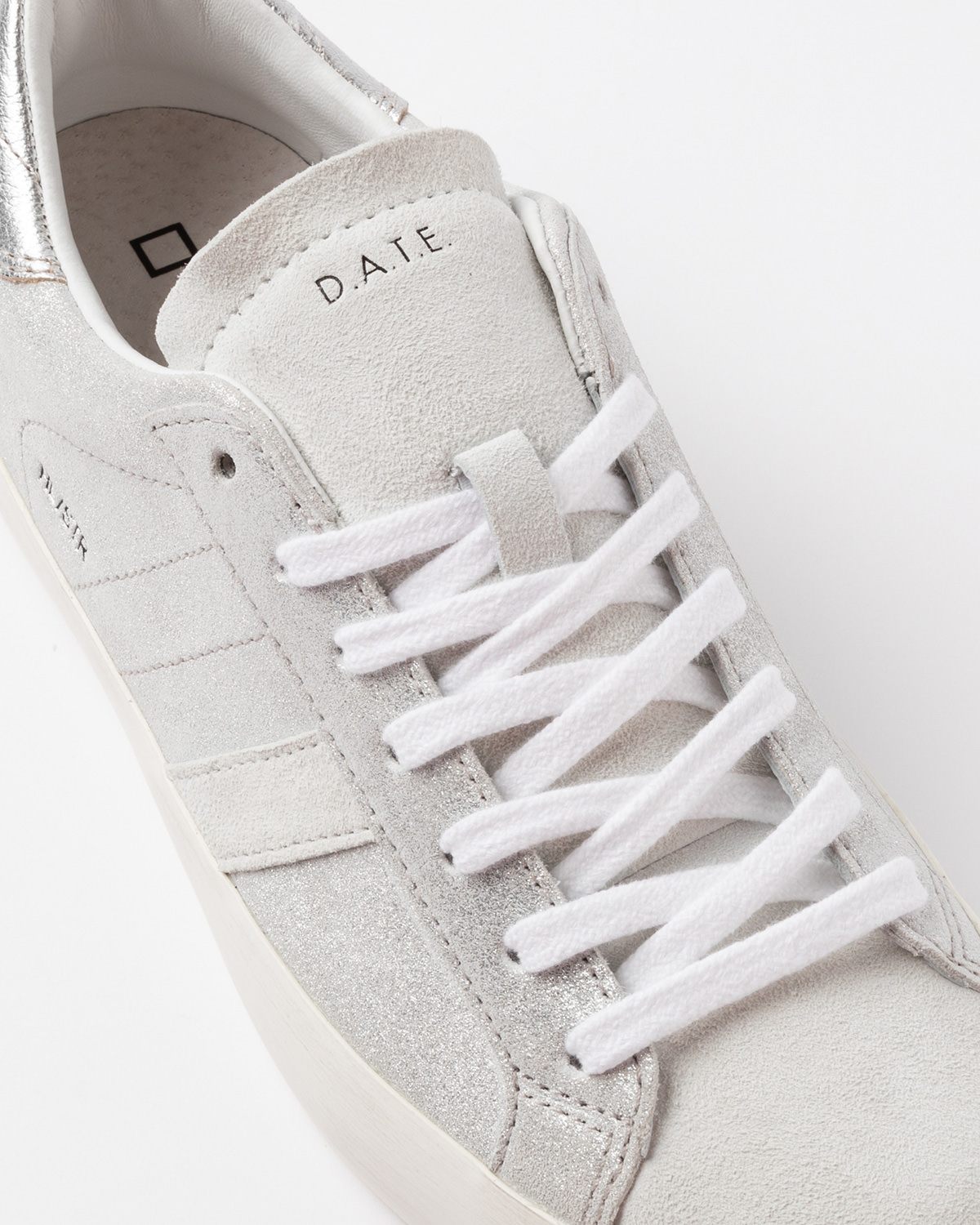 D.A.T.E.: HILL LOW STARDUST SILVER