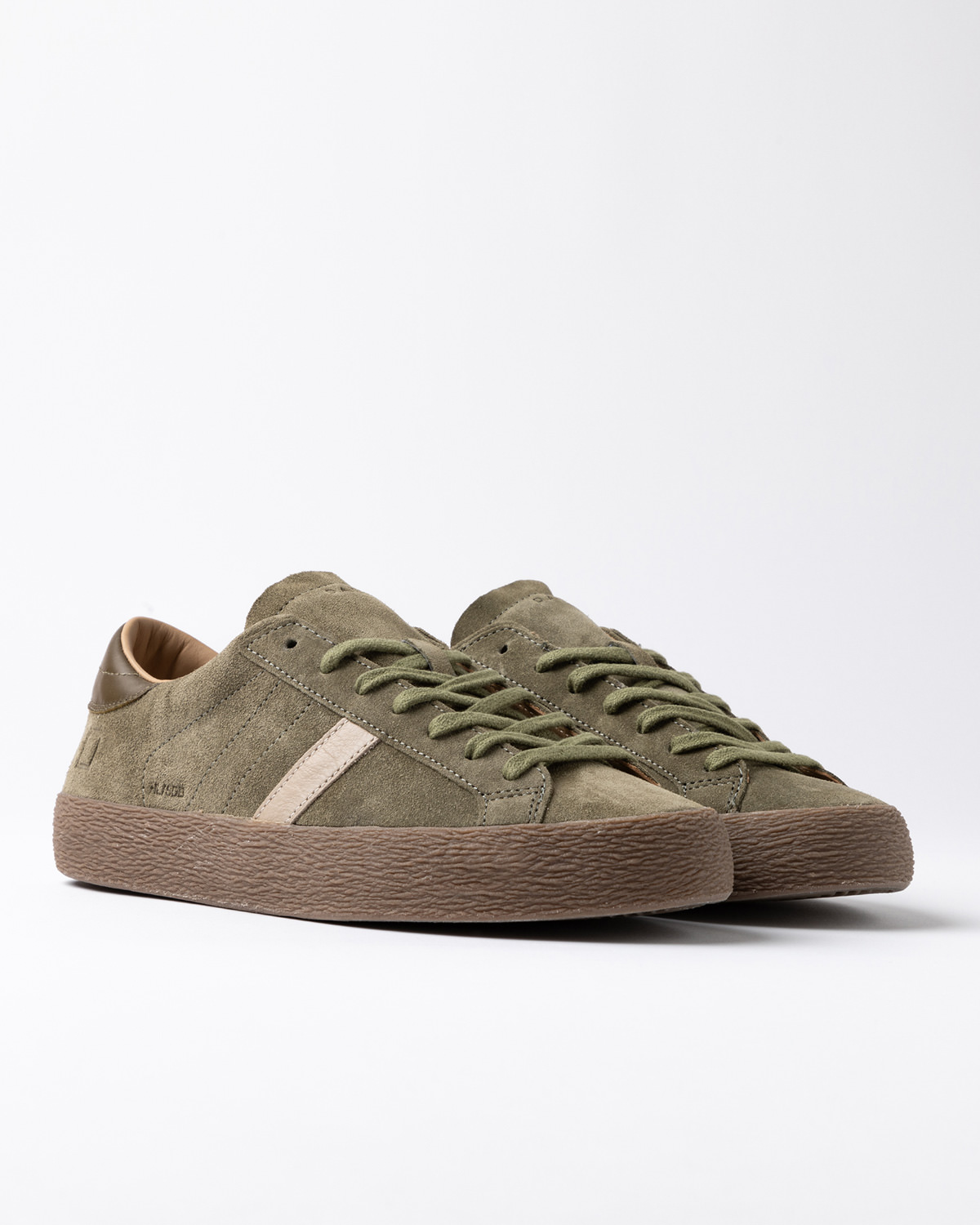 D.A.T.E.: HILL LOW SUEDE ARMY