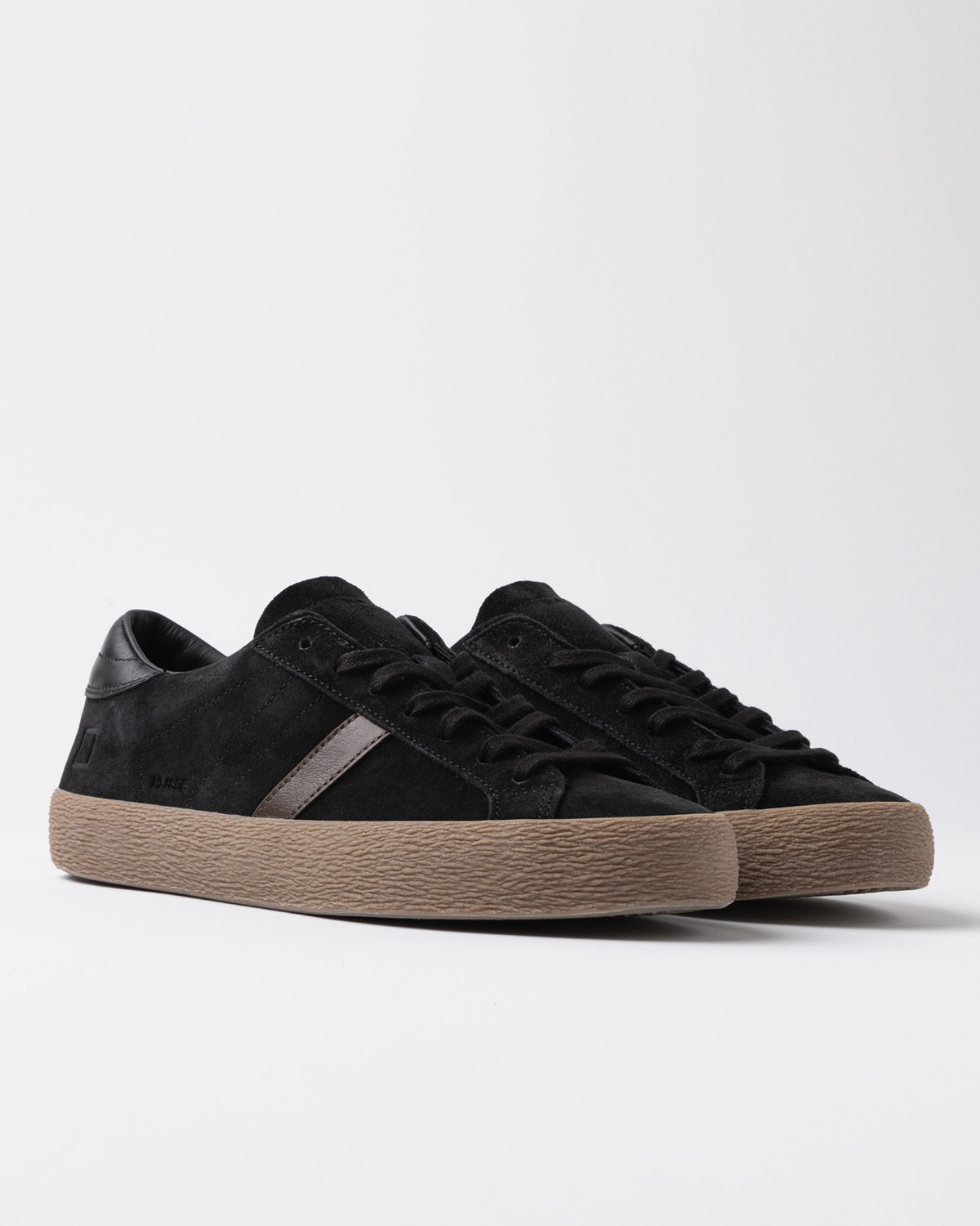 D.A.T.E.: HILL LOW SUEDE BLACK