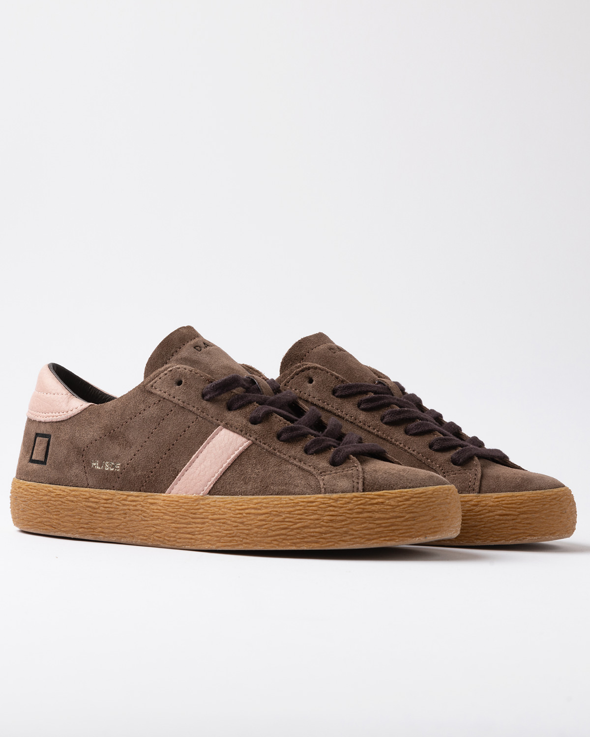D.A.T.E.: HILL LOW SUEDE TAUPE
