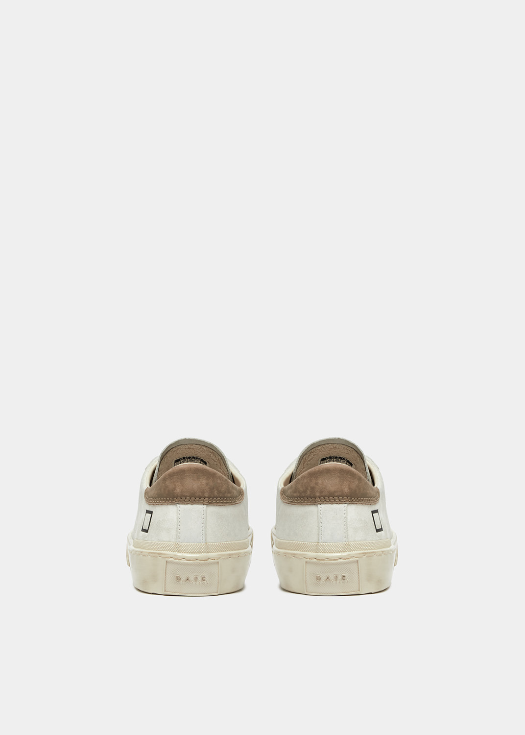 D.A.T.E.: HILL LOW SUEDE WHITE