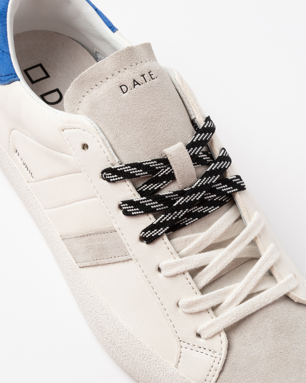 D.A.T.E.: HILL LOW VINTAGE CALF IVORY-BLUETTE