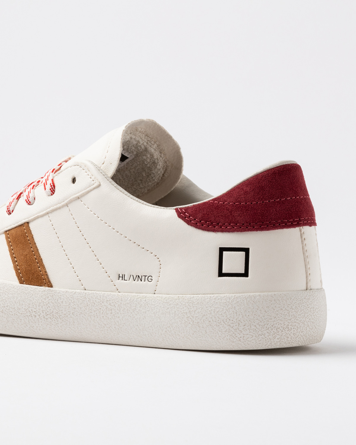 D.A.T.E.: HILL LOW VINTAGE CALF IVORY RED