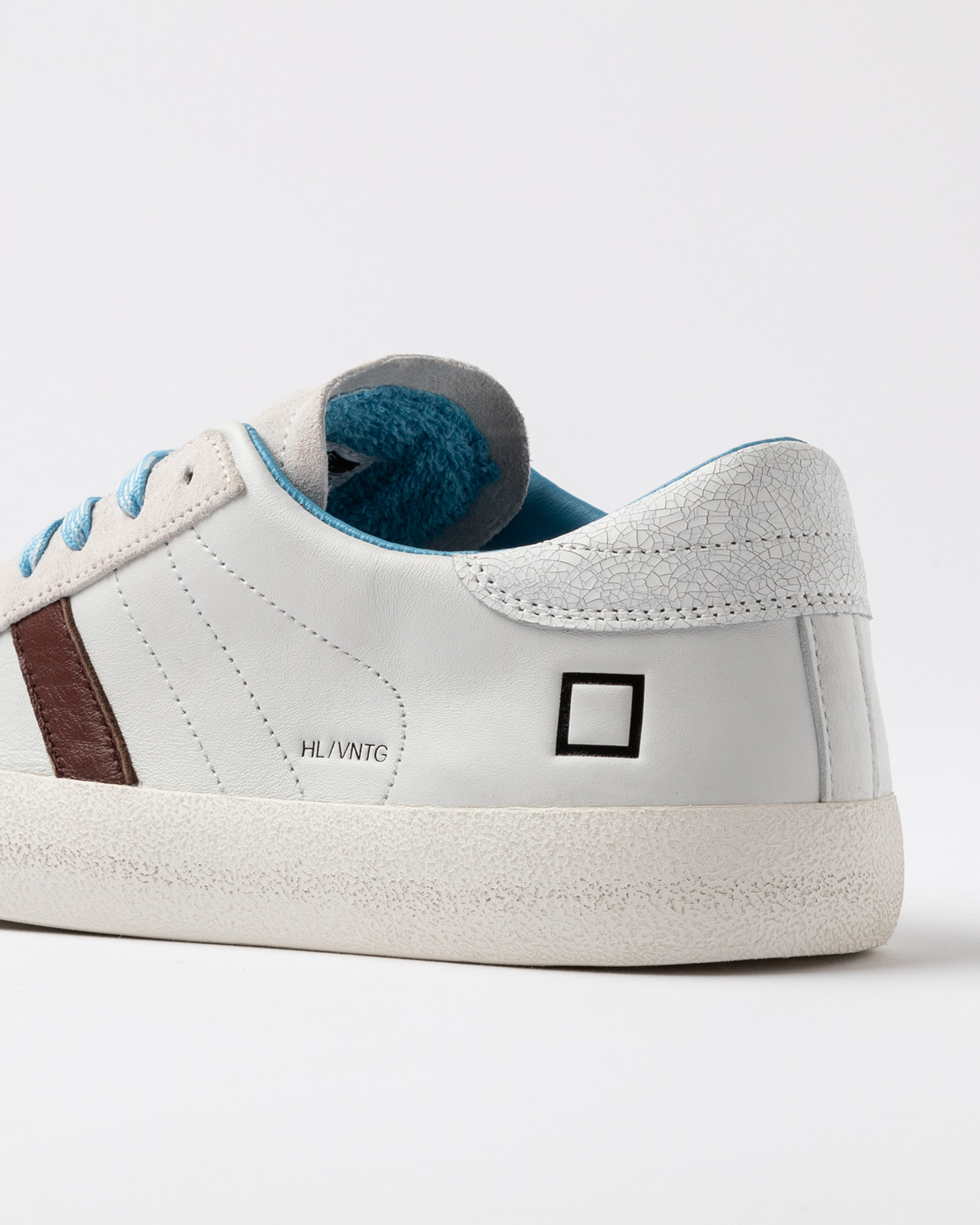 D.A.T.E.: HILL LOW VINTAGE CALF WHITE-TURQUOISE