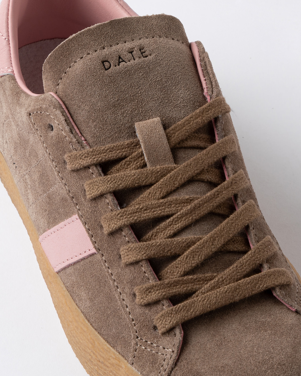 D.A.T.E.: HILL LOW WORKSHOP TAUPE