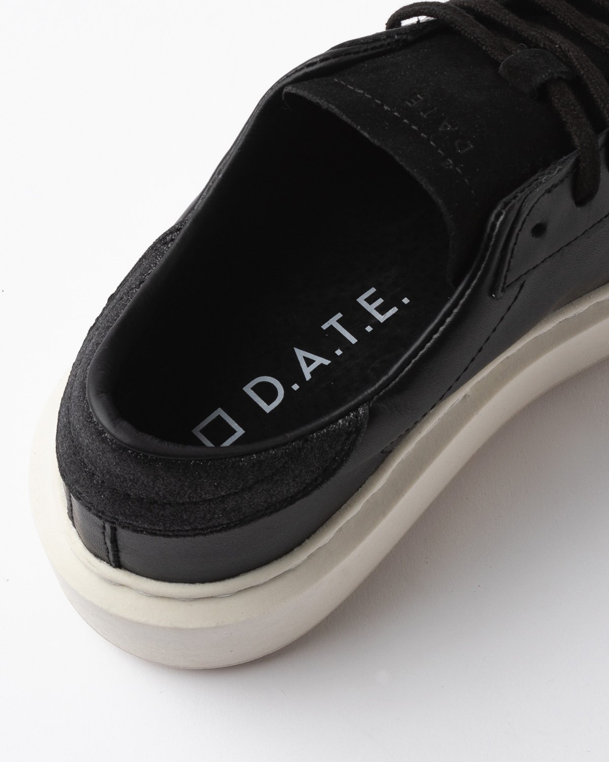 D.A.T.E.: HILL PLATFORM CALF BLACK