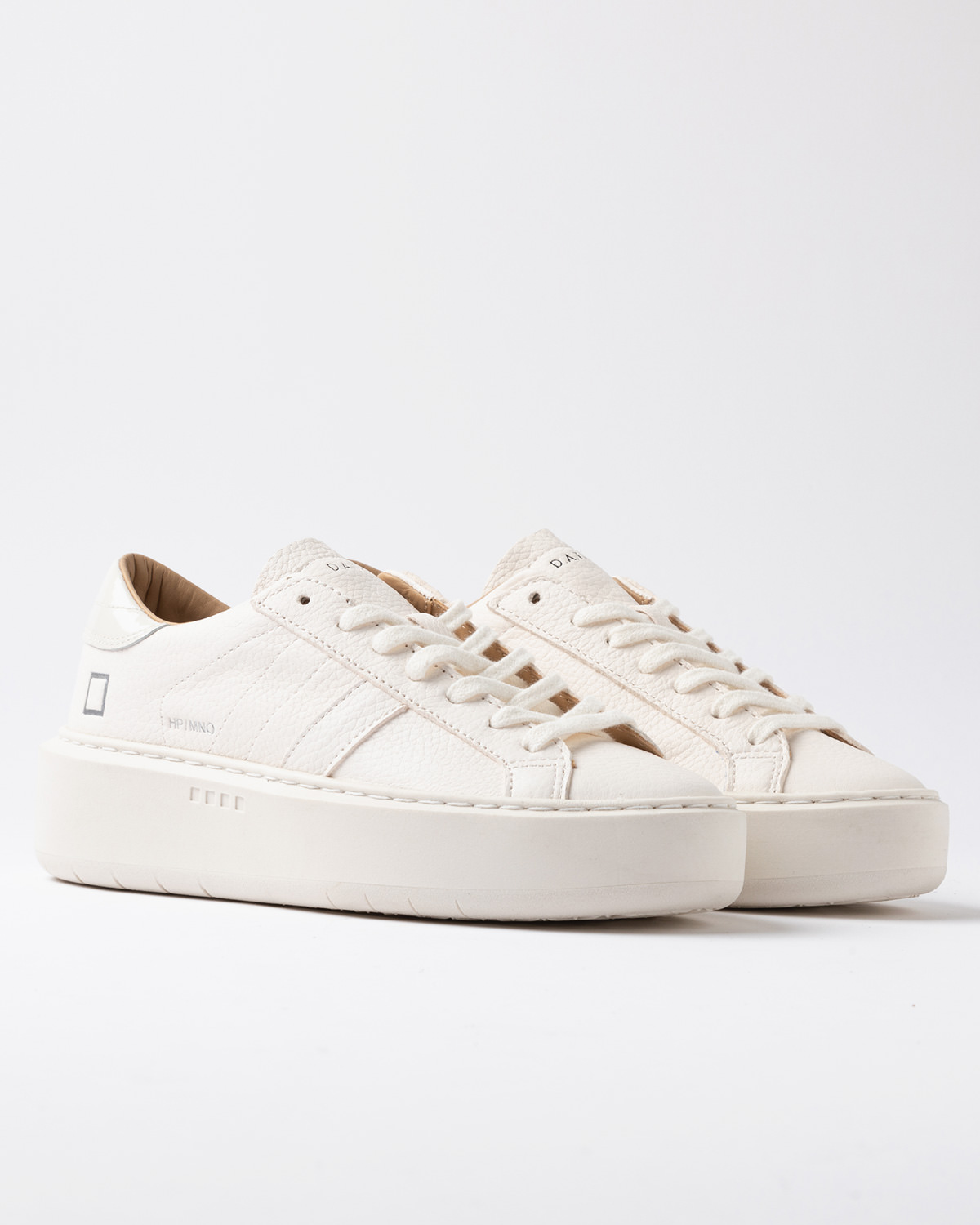 D.A.T.E.: HILL PLATFORM MONO MILK