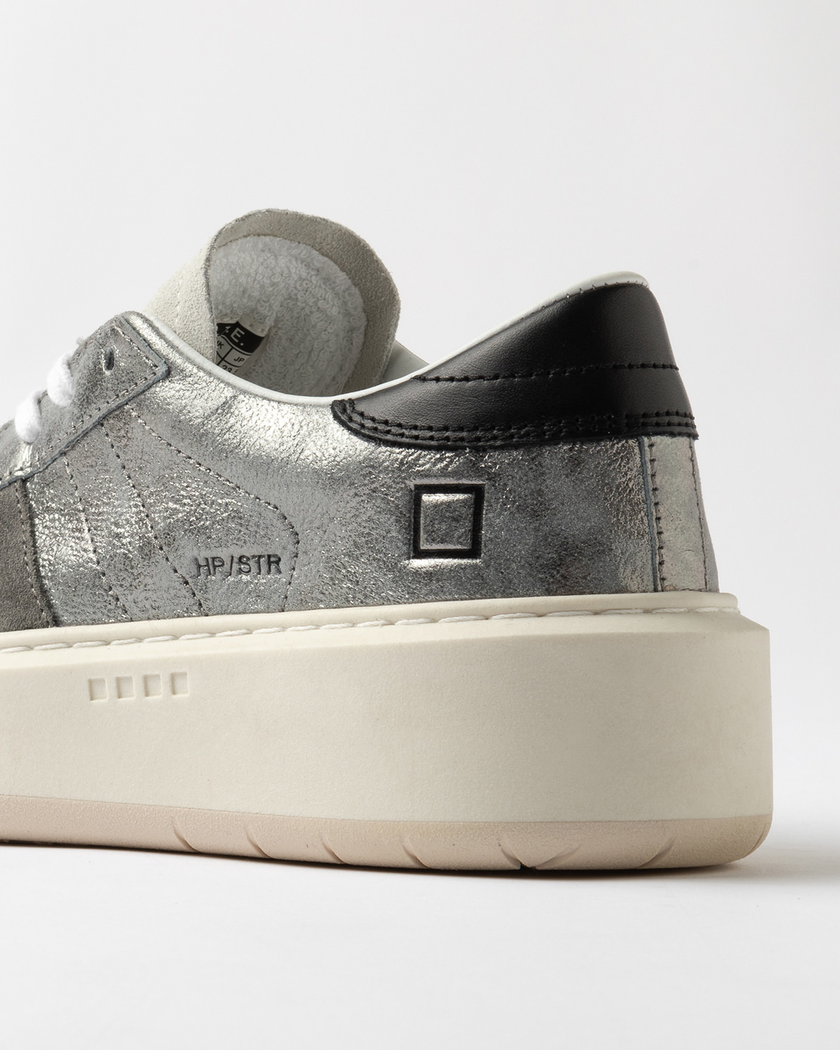 D.A.T.E.: HILL PLATFORM STARDUST METALGUN