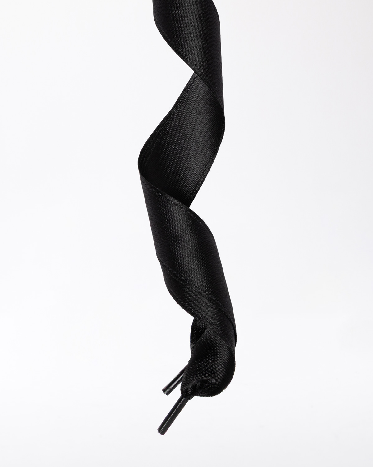 D.A.T.E.: LACE SATIN DATE BLACK